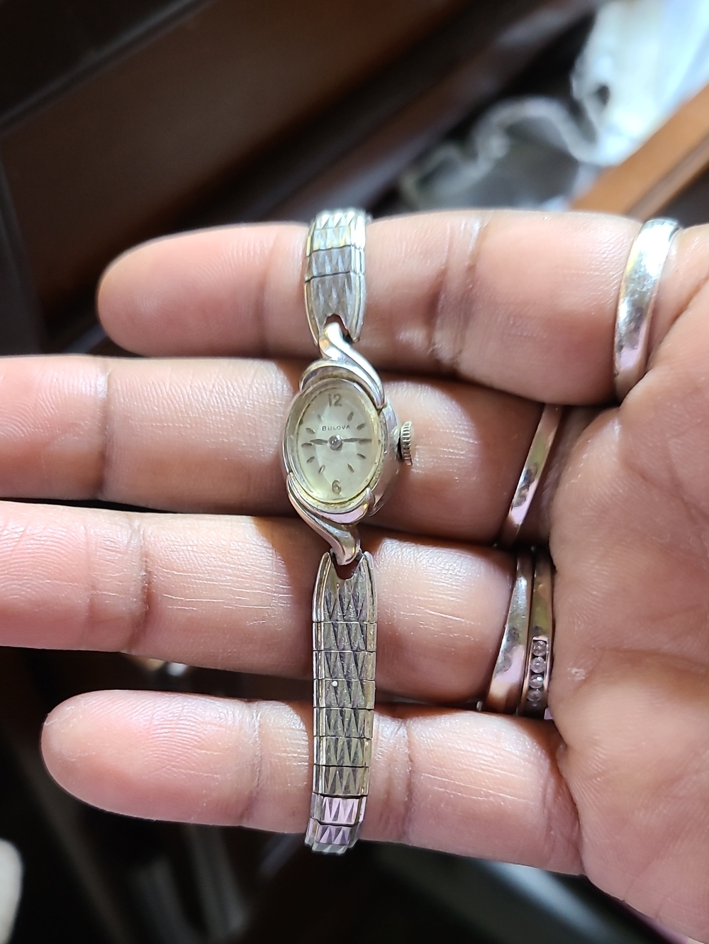Bulova Women's Silver-tone Oval Bracelet Watch - 1965 - NEEDS BATTERY!